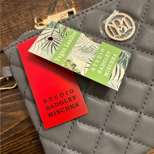 NWT Badgley Mischka Vegan Leather Gray Quilted Clutch Wristlet